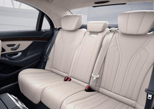Transfer from airport Paris in Mercedes S class
